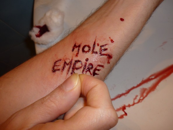 Carla Dias - Mole Empire under her skin 1 (Mole Empire imagined by others)