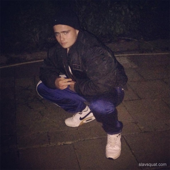 A very classical example of slav squatting and the standard required gear