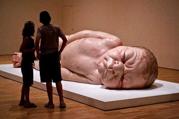 A girl Ron Mueck